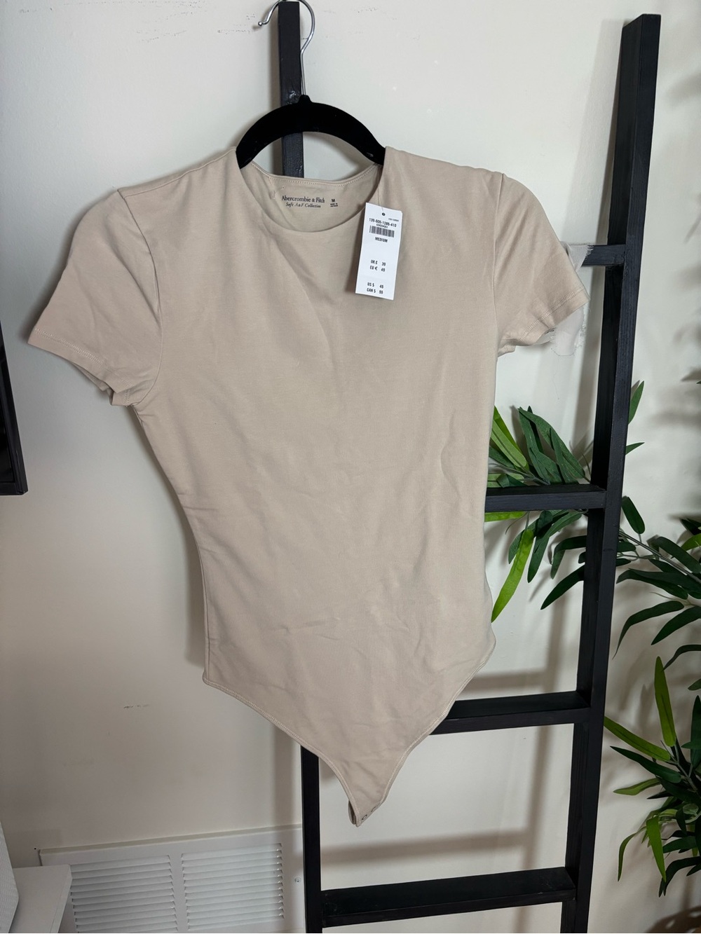 Abercrombie & Fitch Neutral Cream Short-Sleeve Asymmetric Bodysuit